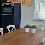 Vakantiehuis Hottub cottage deluxe, BBQ, 6p aan meer Gelderland