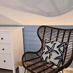 Hottub cottage deluxe, BBQ, 6p aan meer Gelderland Vakantiehuis Ewijk