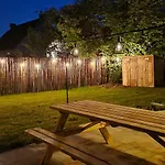 Lakestyle Wellness Met Hottub En Bbq Bij In Gelderland