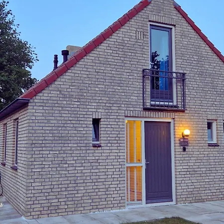 Hottub cottage deluxe, BBQ, 6p aan meer Gelderland *
