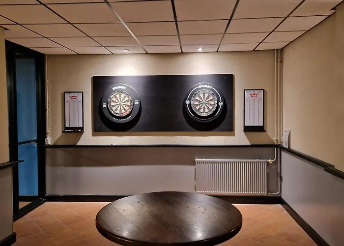 Hottub Deluxe, Bbq, 6p Aan Gelderland Ewijk